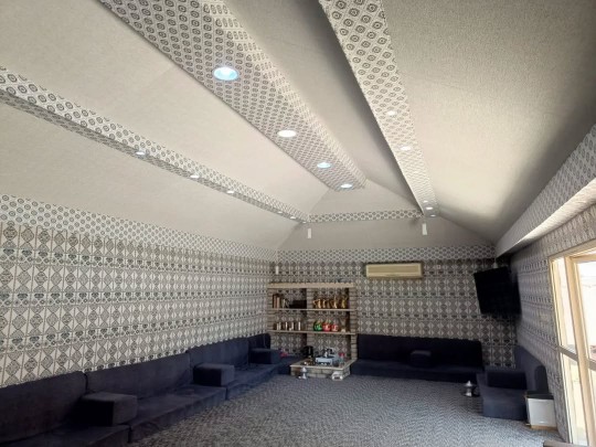 خيام ملكية الأحساء