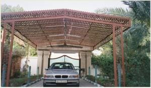 مظلات حديد وخشبية