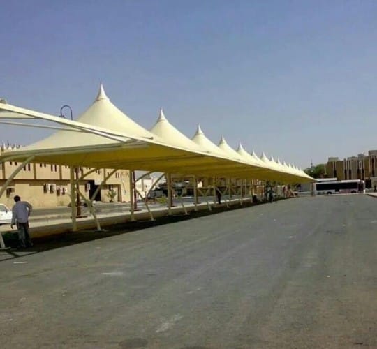 مظلات مواقف سيارات