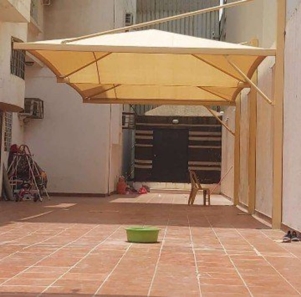 مظلات سيارات بالهفوف